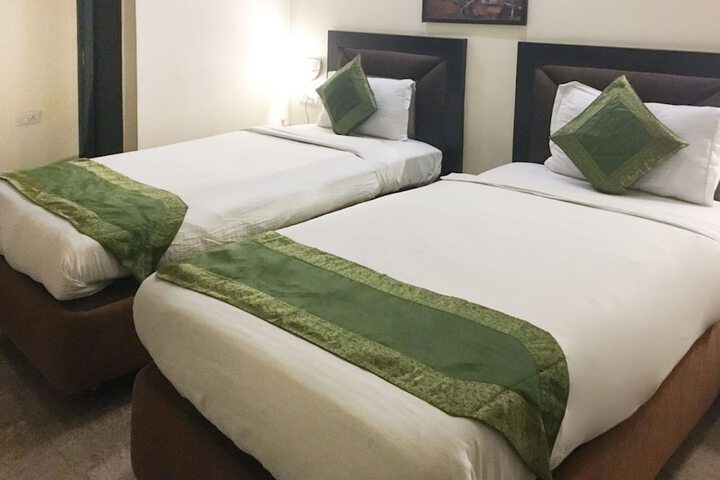 Room 14 of 22