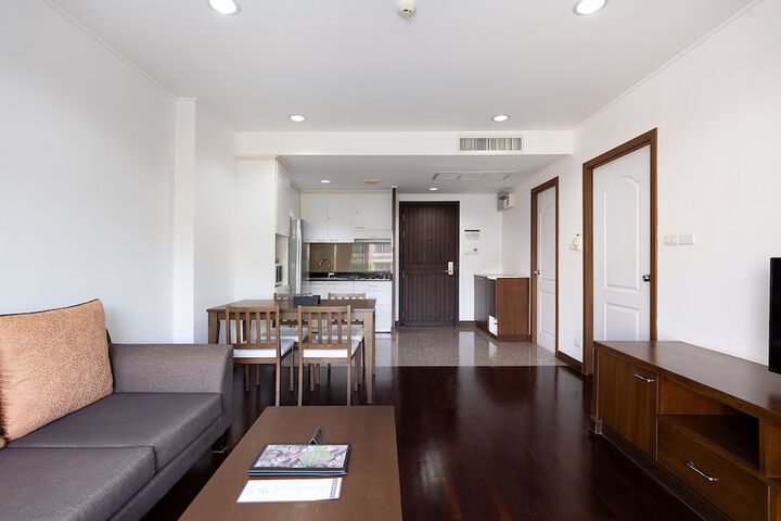 Room 25 of 110