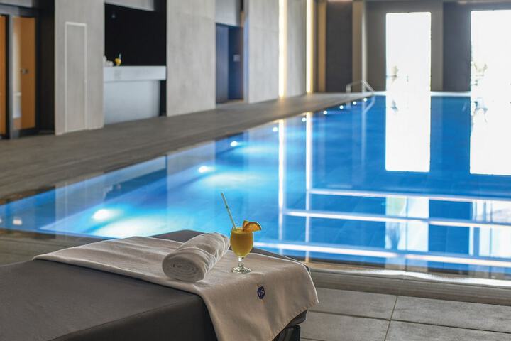 Pool 12 of 42