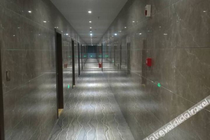 Hotel Interior 7 of 24