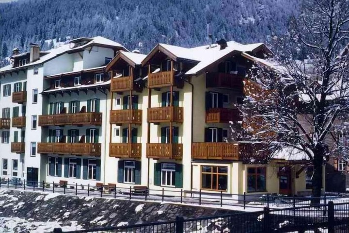 Hotel 51 of 61