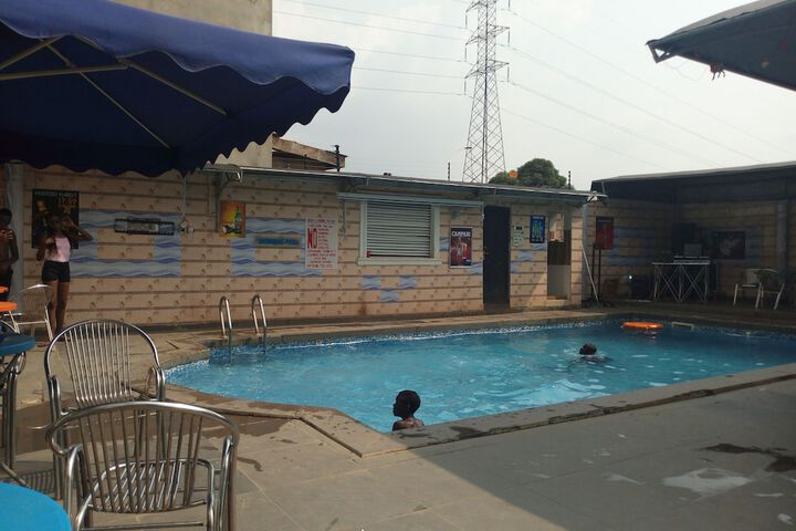 Pool 27 of 44