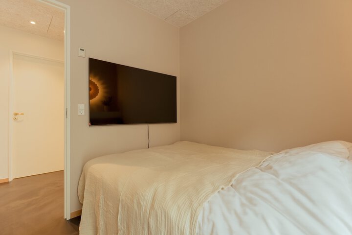 Room 6 of 56