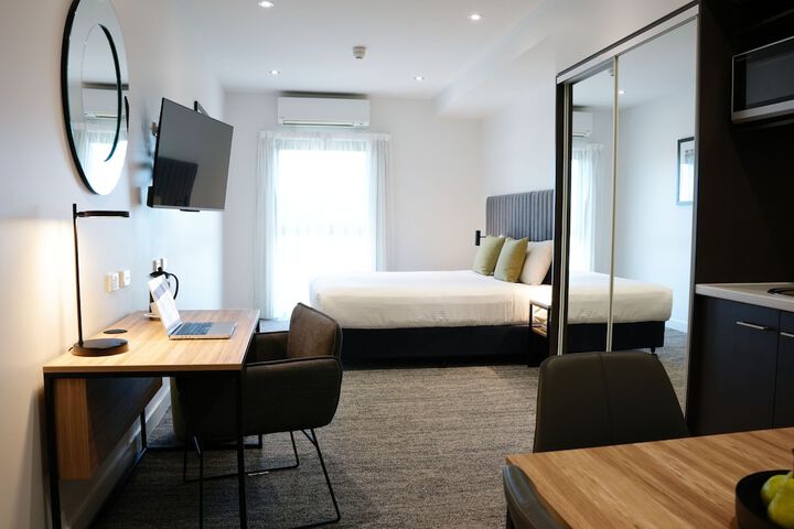 Room 3 of 25