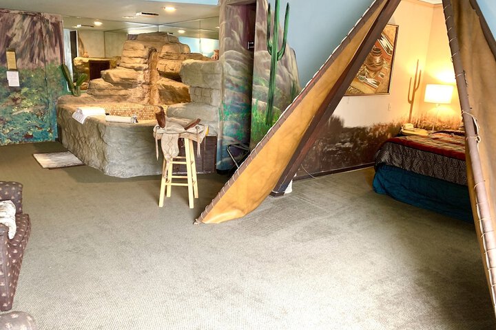 Blue King Bed Main Floor (144 of 180)