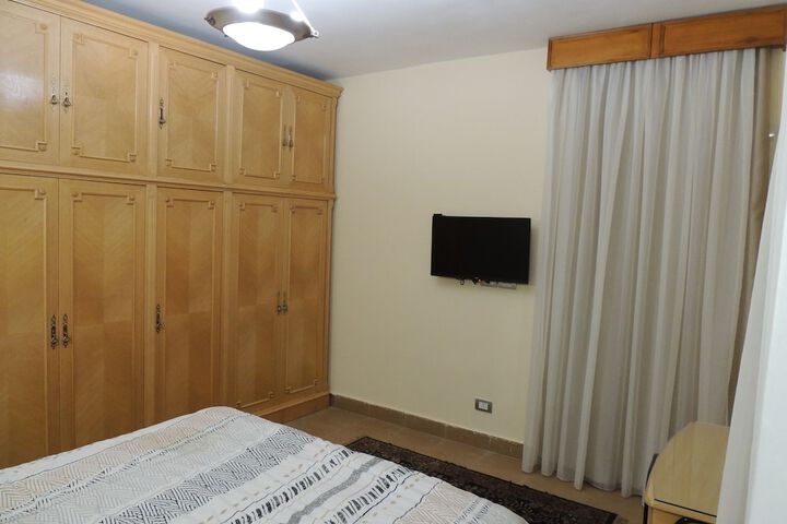 Room 22 of 34