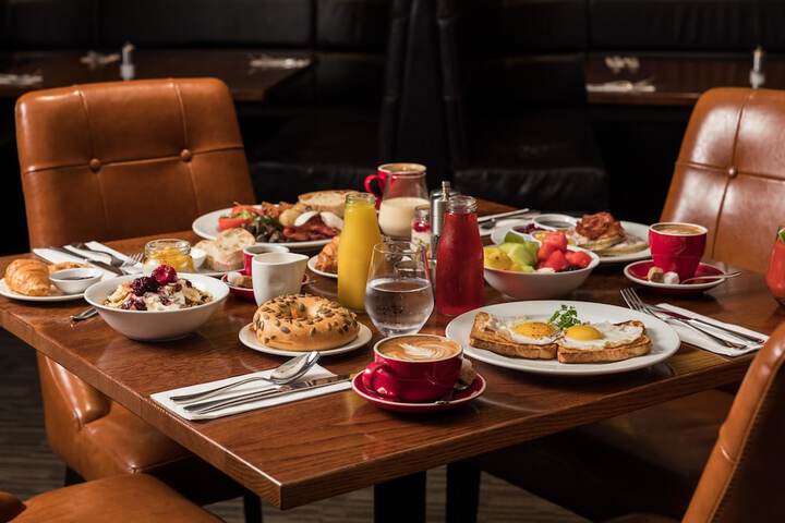 Breakfast/Coffee Service 55 of 86