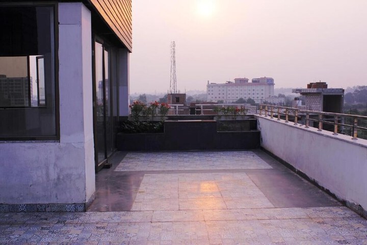 Terrace/Patio 40 of 41