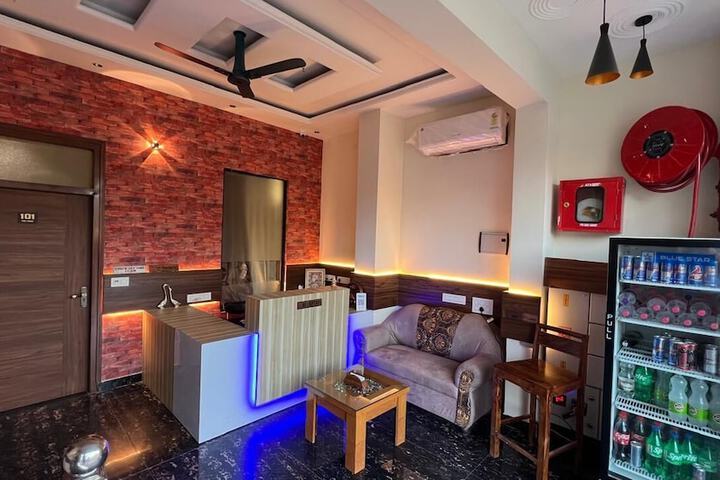 Hotel Interior 2 of 10