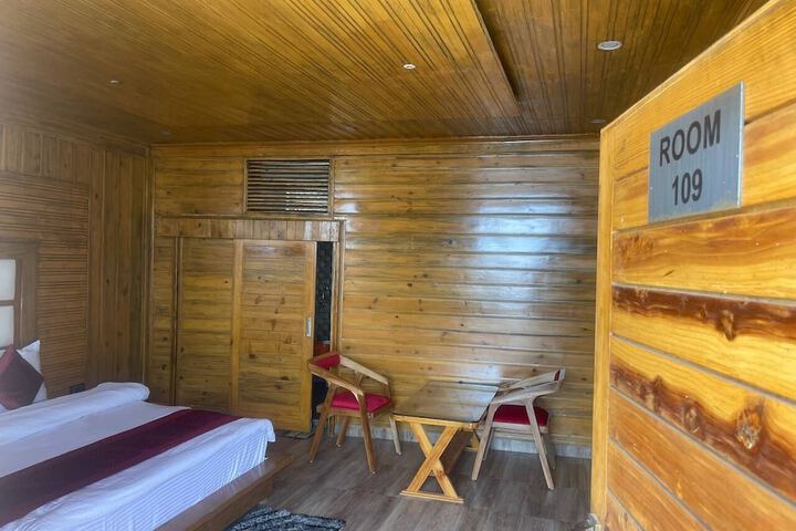 Room 7 of 21