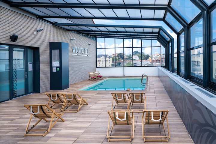 Pool 58 of 114