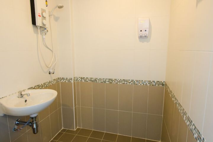 Room 32 of 44