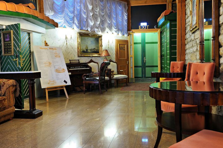 Lobby Photos