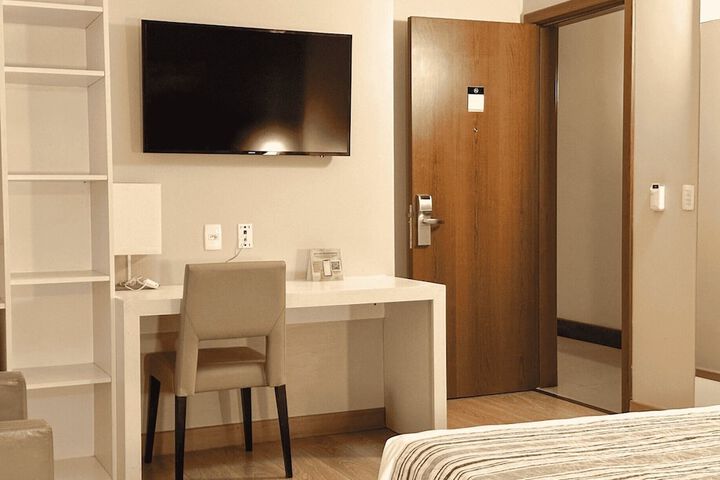 Room 18 of 69