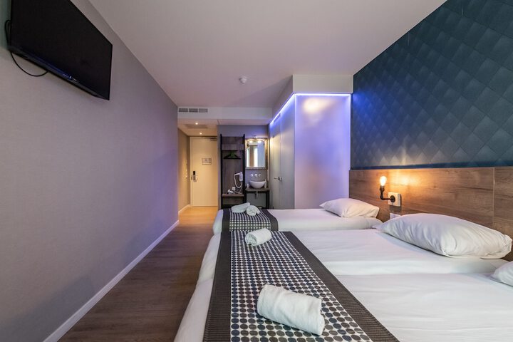 Room 40 of 58