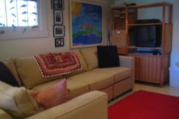Room 12 of 17