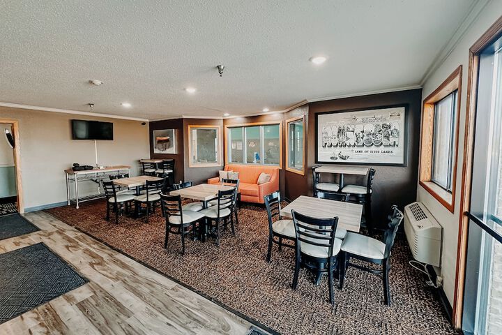 Breakfast/Coffee Service 15 of 19