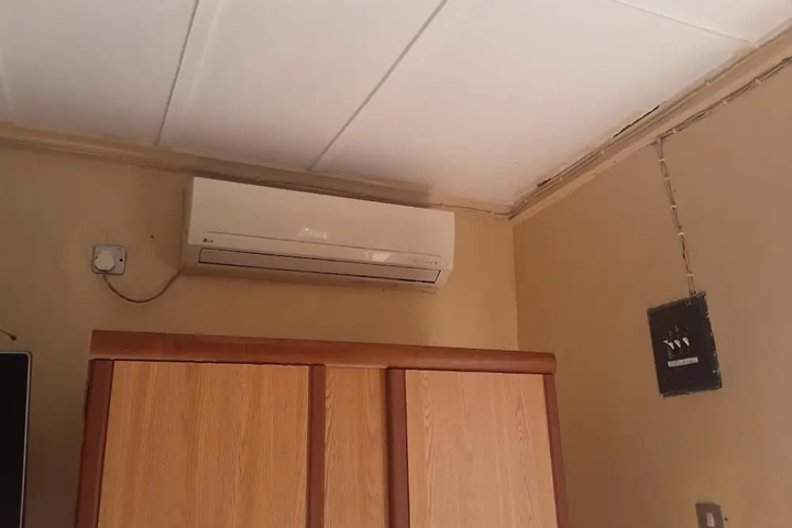 Room 2 of 12