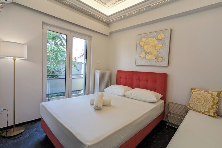 Room 2 of 47
