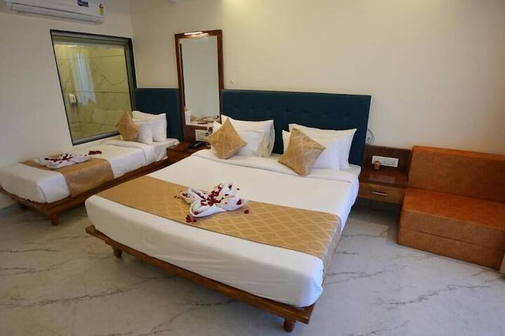 Room 6 of 54