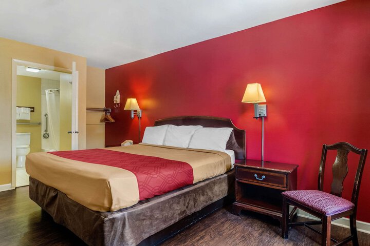 1 King Bed (13 of 22)