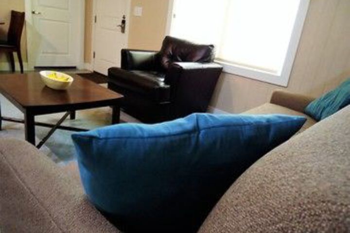 Room 16 of 22
