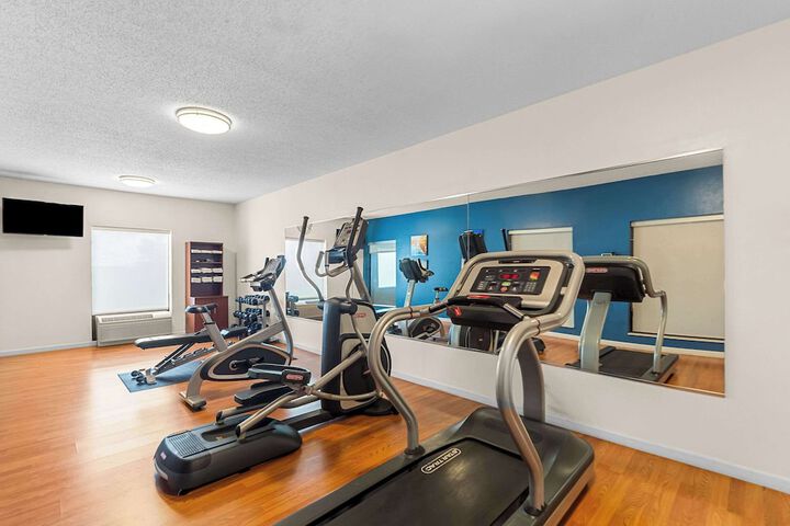 Hotel Gym Photos