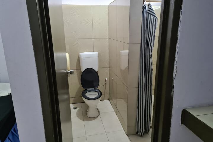 Room 20 of 42