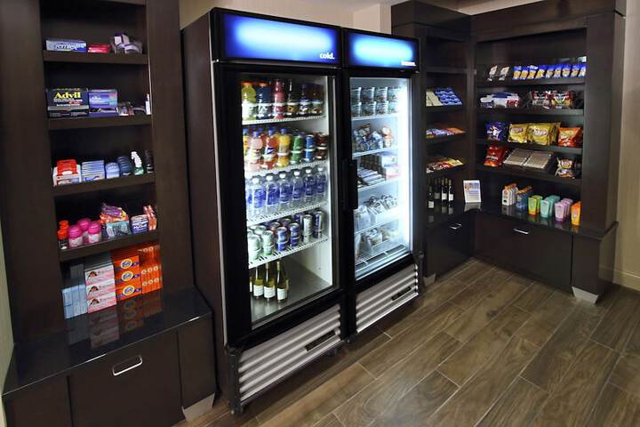 Snack bar