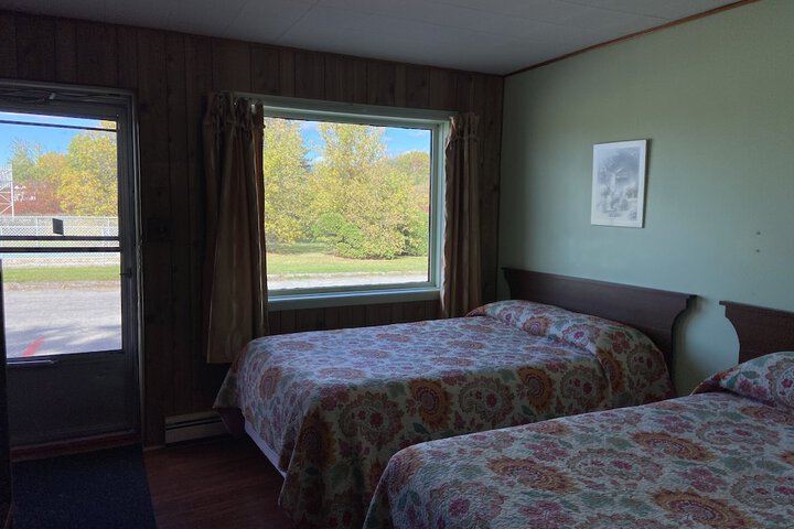 Room 10 of 35