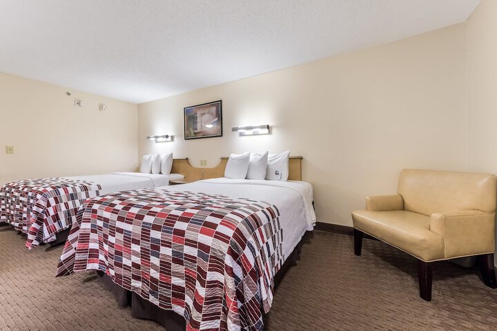 2 Double Beds (6 of 6)