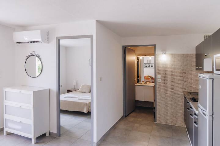 Room 12 of 46