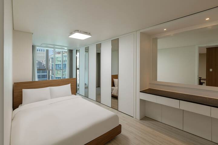 Room 20 of 94
