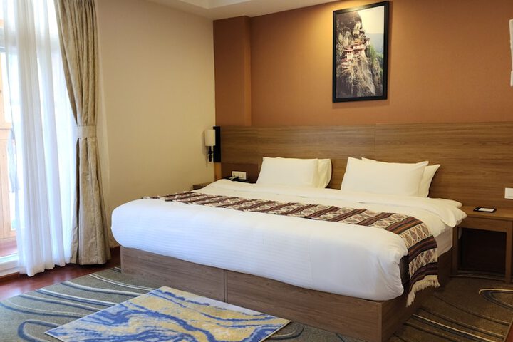Room 6 of 22