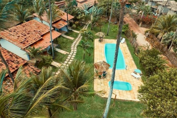Hotel Pool