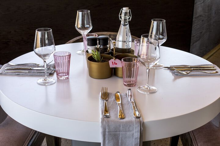 Dining 29 of 41