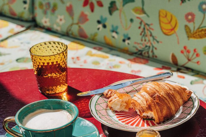 Breakfast/Coffee Service 65 of 76