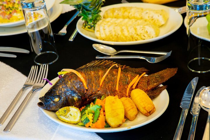 Dining 45 of 54