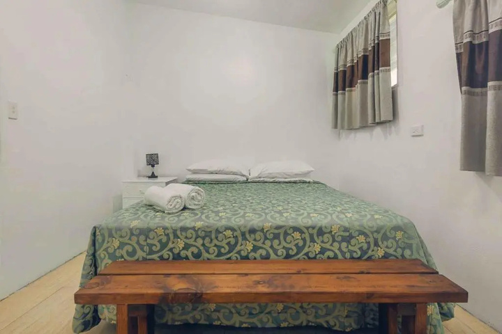 Room 5 of 24