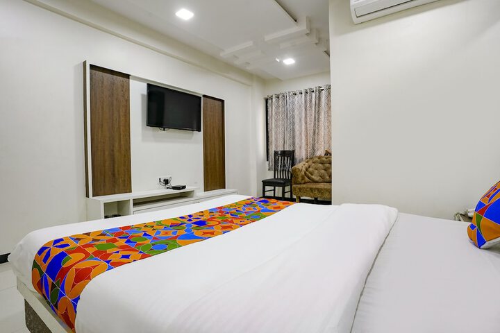 Room 21 of 35