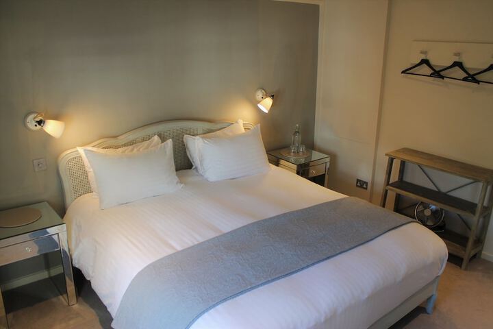 Room 18 of 41