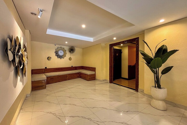 Lobby Photos