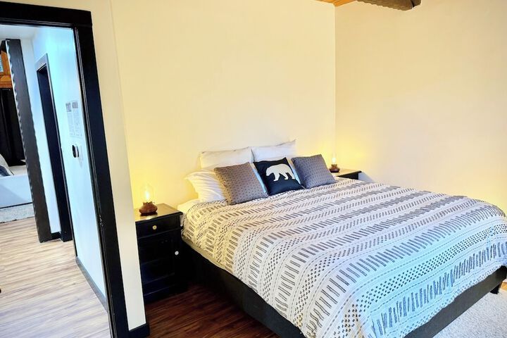 Room 9 of 52