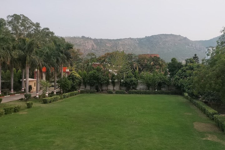Hotel 43 of 49