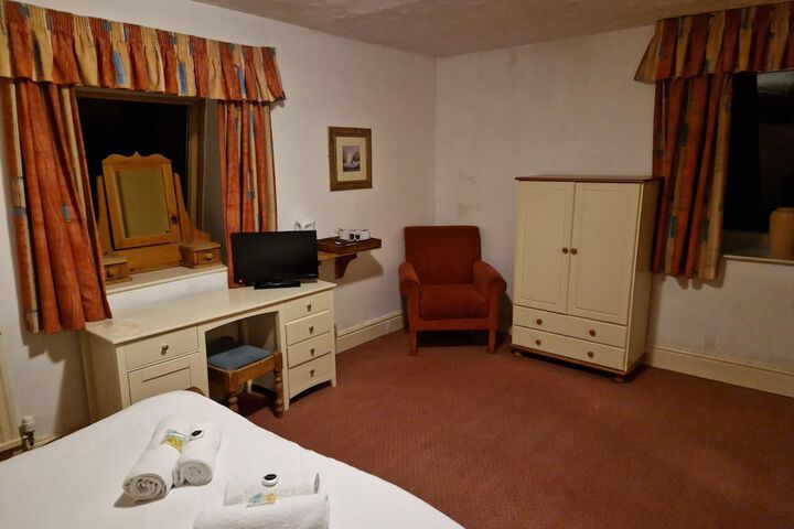 Room 11 of 45