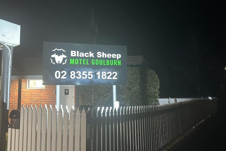 Black Sheep Motel Goulburn