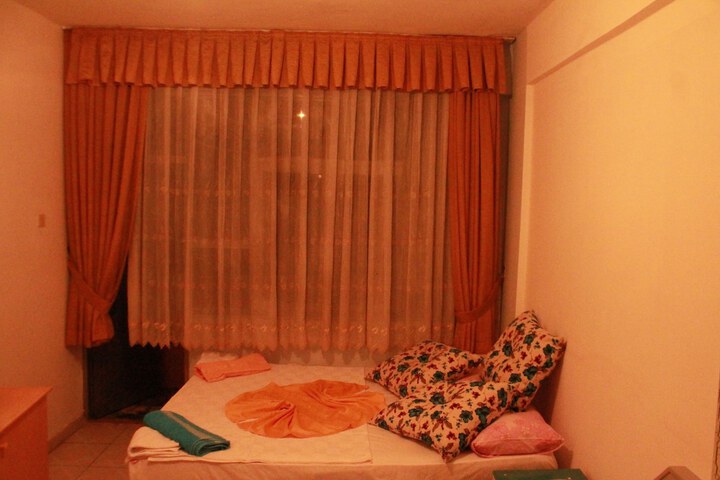 Room 66 of 105