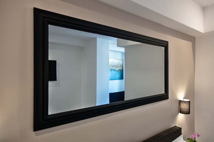 Room 4 of 51