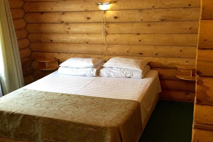 Room 12 of 38