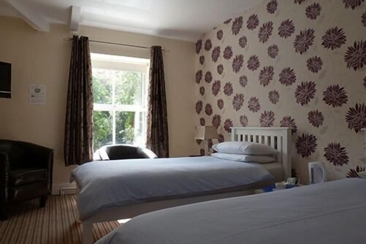 Room 3 of 30